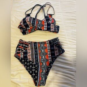 Cupshe Navy and White Bikini Set